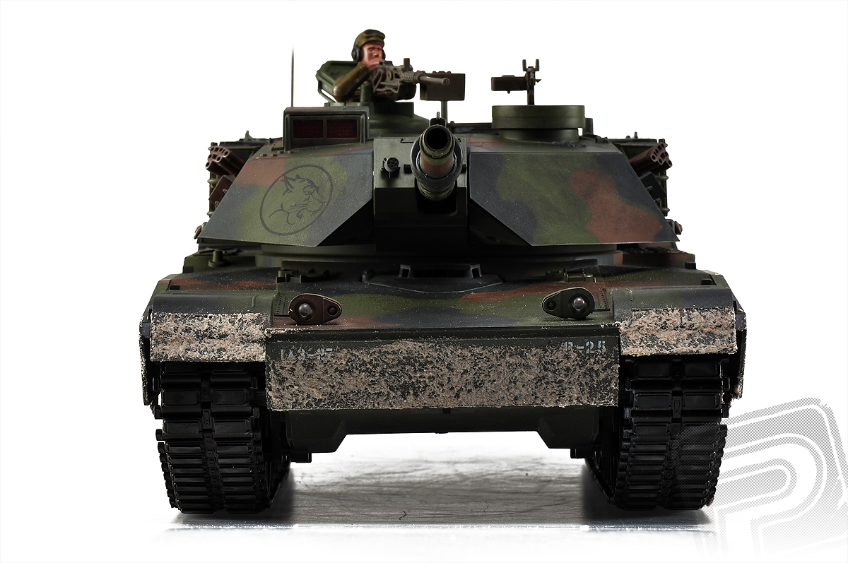 M1A1 Abrams 116 RC tank 2.4GHz, patinovaný