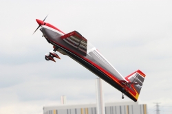 Slick 2133mm ARF (červený)