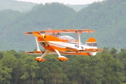 Pitts S2B 2200mm ARF (oranžový)