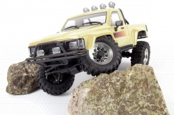 1:18 Venture18 1985 Toyota Hilux SR5 (Cremefarben)
