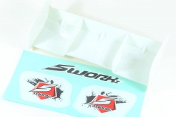 SWORKz 1/8 Off Road PRO Race zadné krídlo, biele, 1 ks. SW228022AWH