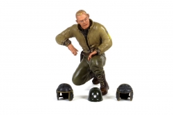 1:16 Klečící figurka B. Greena, ručně malovaná